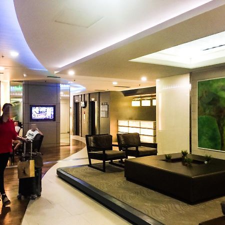 Antel Serenity Suites At Poblacion Makati Makati City Exteriér fotografie