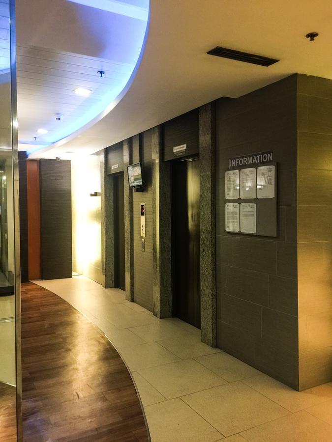 Antel Serenity Suites At Poblacion Makati Makati City Exteriér fotografie